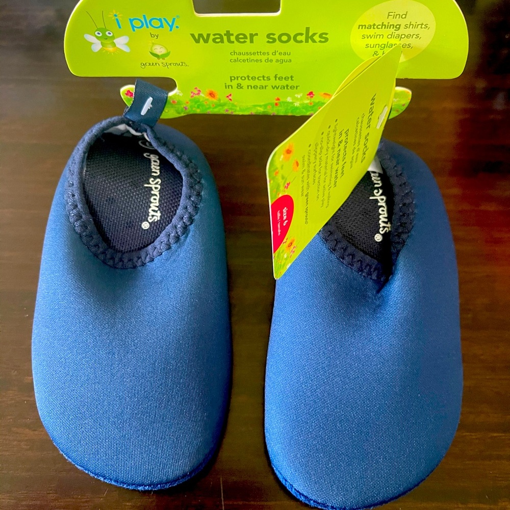 iplay water socks/shoes. Unisex toddler size 6.